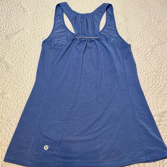 Lululemon Run Swiftly Reflective Ruffles Pocket Silverscent anti-stink fabric - Picture 3 of 5